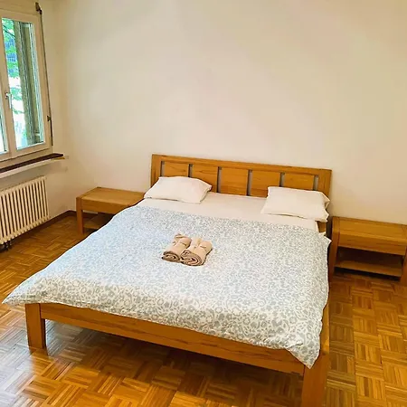 4 Flat - 3 Bedroom, Balcony With View Hwa5 Apartment Zurich