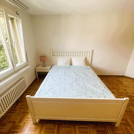 3 Old Town Flat - Munsterb *